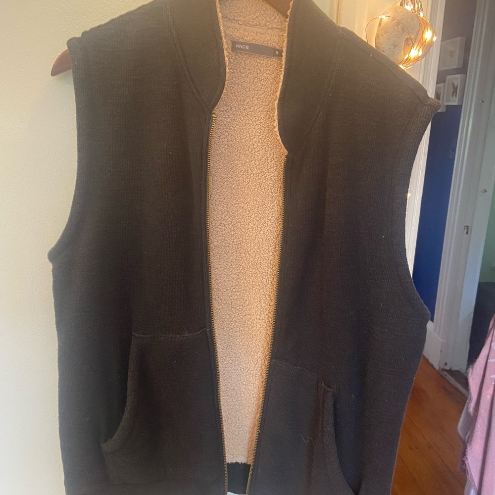 Black Sleeveless Vest with Pockets